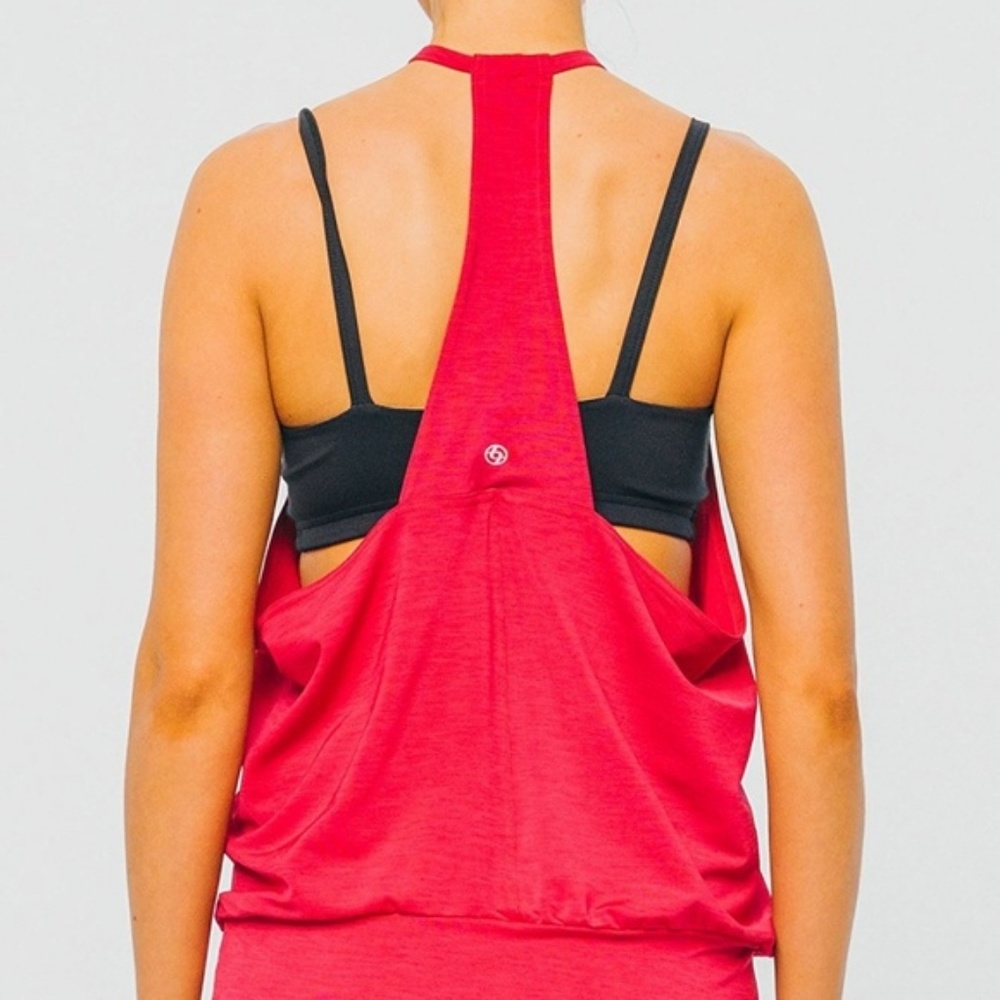 $5 with $15 bundle Lija Hatha Tank and included bra Medium